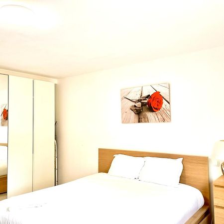 Large Room In Schuttrange Free Parking 10Mins To Airport Excellent Customer Services Exterior foto